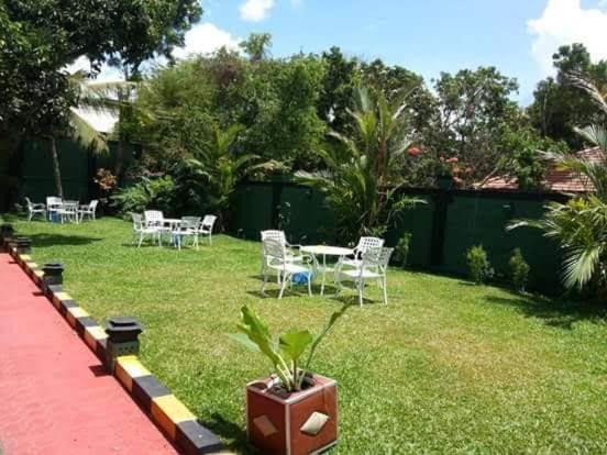 Panorama Rest Hotel Anuradhapura Bagian luar foto